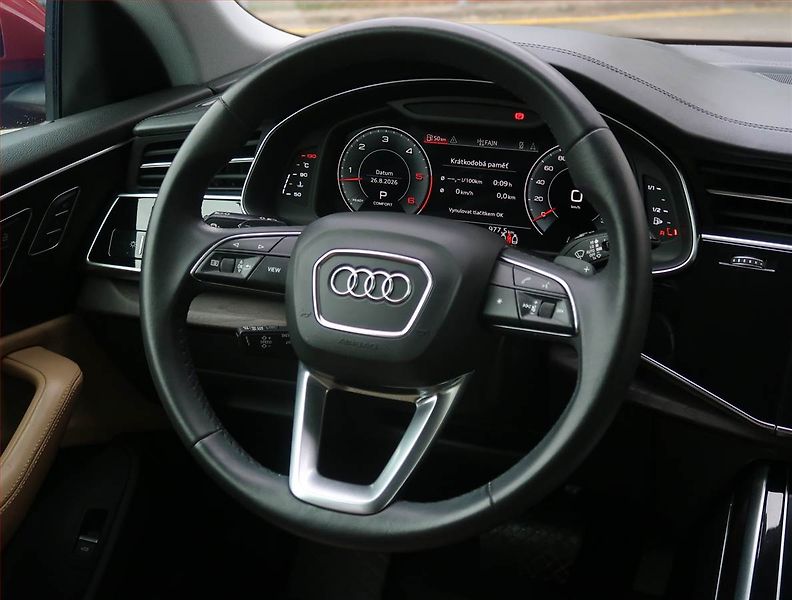 Audi Q8 (2021) 50 TDI - fotka 23 z 24