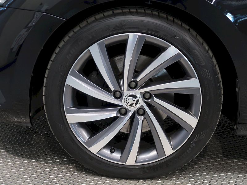 Škoda Octavia (2021) STYLE PLUS 2.0TDI 110KW 4x4 DS - fotka 12 z 39