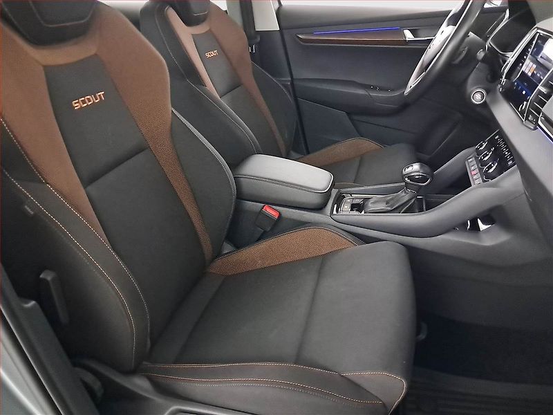Škoda Karoq (2020) Scout 2.0 TDI - fotka 9 z 25