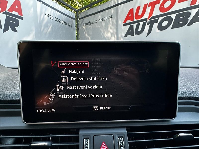 Audi Q5 2,0 TFSi 270kW-VIRTUAL-S Line - fotka 40 z 48