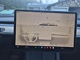 Tesla Model Y RWD 220kw TZ SOH 93,1 % - náhled 31