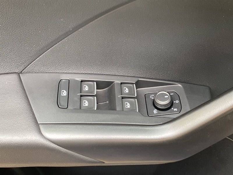 Volkswagen T-Cross (2022) 1.0 TSI Style - fotka 20 z 27