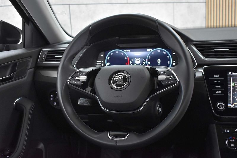 Škoda Superb 1.5 TSI STYLE*VIRTUAL*ČR 1.MAJ - fotka 19 z 43