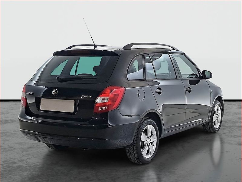 Škoda Fabia (2014) 1.2 TSI, Tempomat - fotka 5 z 19