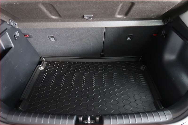 Kia Stonic (2019) 1.4 CVVT, Serv.kniha, Navi - fotka 13 z 18