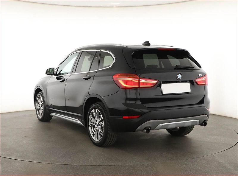 BMW X1 (2017) xDrive20d, 4X4, Automat - fotka 4 z 20
