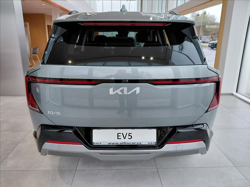 Kia EV5 (2025) 81,4 kWh LAUNCH EDITION - fotka 7 z 16