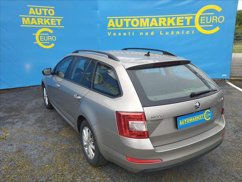Škoda Octavia 1,2 TSI 81KW - fotka 6 z 15