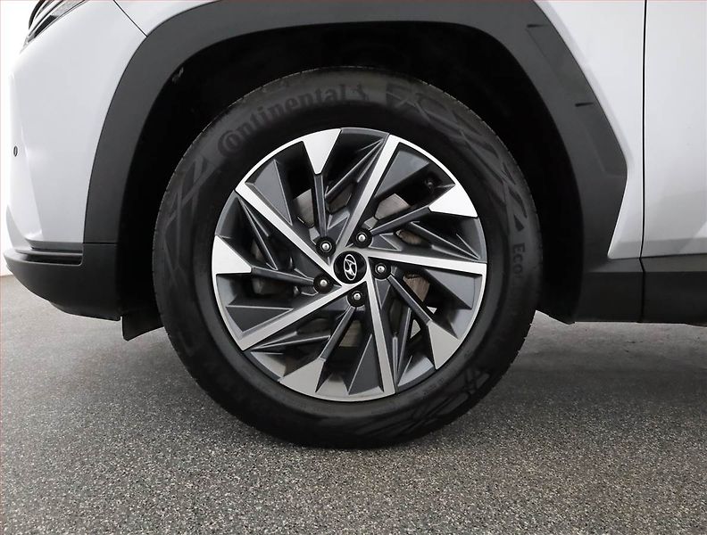 Hyundai Tucson (2022) 1.6 T-GDI 48V MHEV - fotka 19 z 19