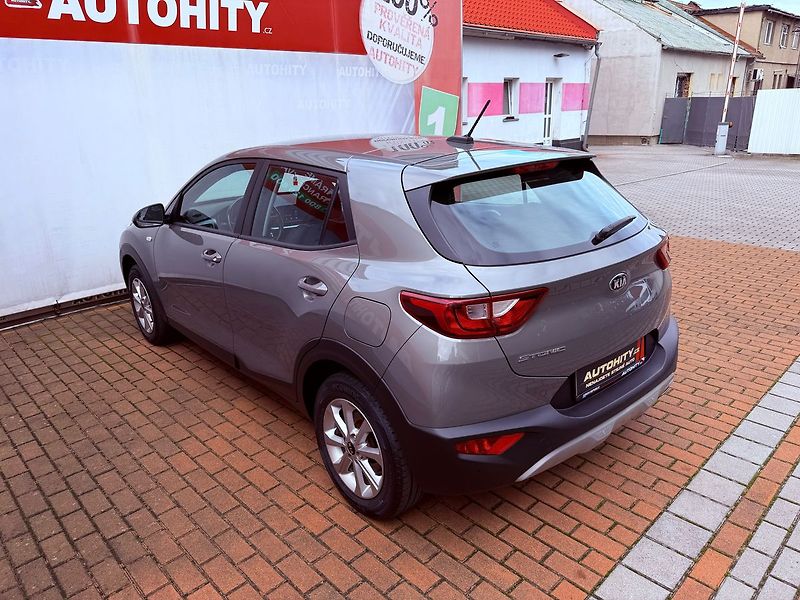 Kia Stonic 1.4 Edition 7, Serviska, 1.Maj - fotka 8 z 24