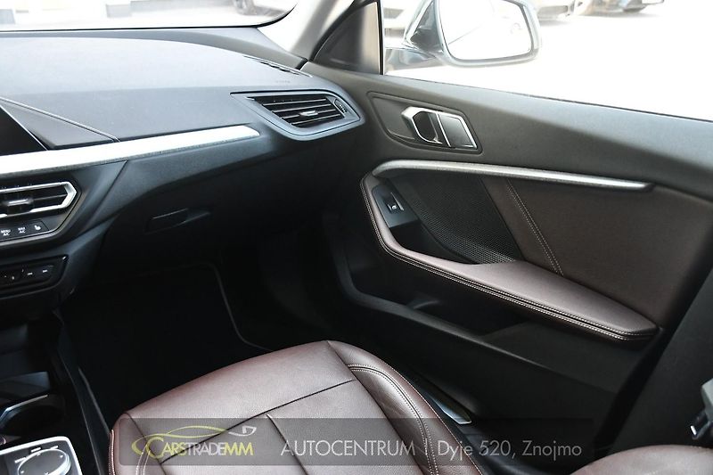 BMW Řada 2 218d ČR 1.MAJ - fotka 24 z 47