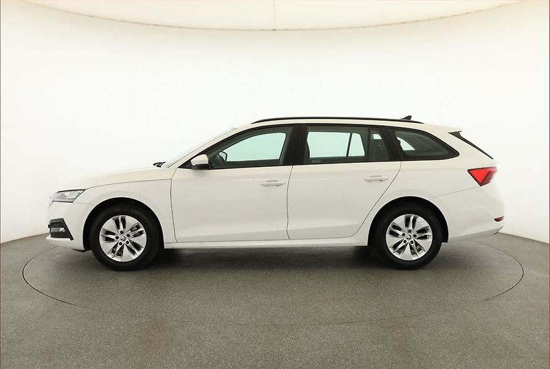 Škoda Octavia (2022) Ambition Plus 2.0 TDI, ČR - fotka 3 z 21