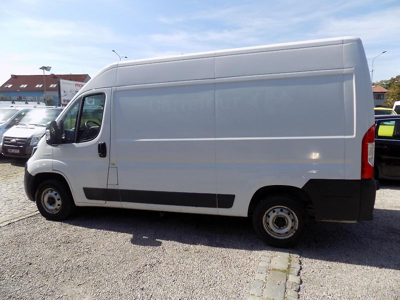 Fiat Ducato 2,3 JTD 88 KW L2H2 KLIMA, NAVI - fotka 14 z 37