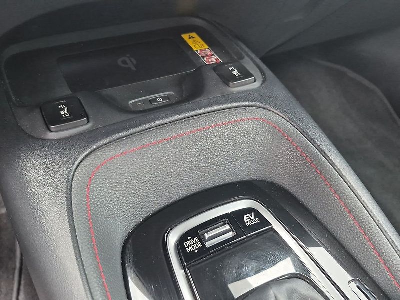 Toyota Corolla GR SPORT Dynamic 2.0 hybrid - fotka 19 z 25