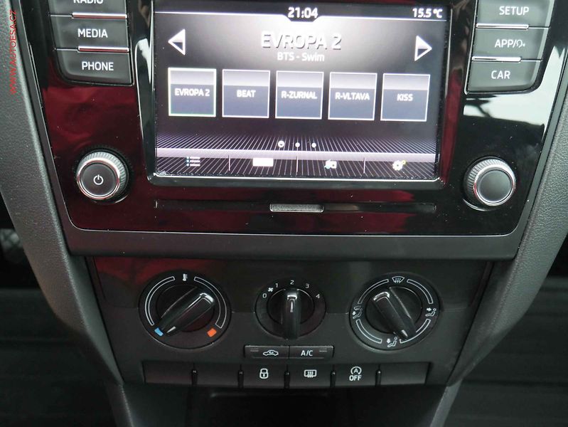 Škoda Rapid (2018) 1.0 TSi SpaceBack, ČR, AC - fotka 14 z 15