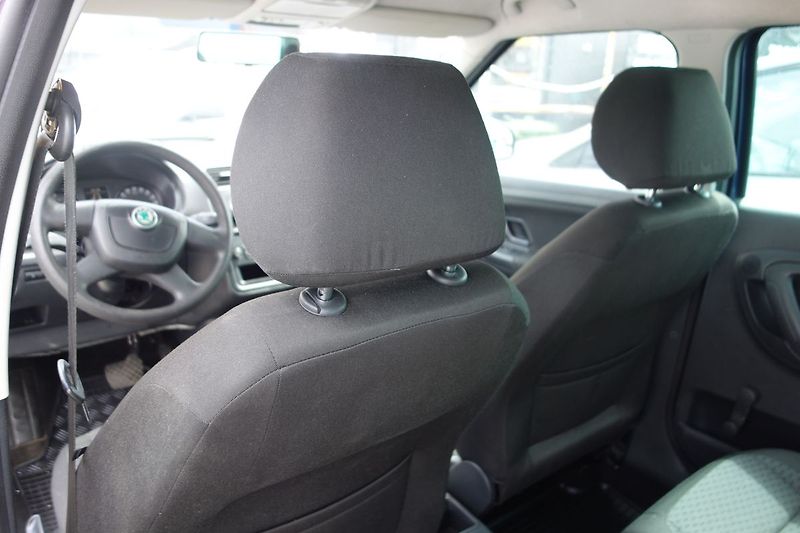 Škoda Fabia 1,2TSi 77 kW DSG !!! Servisová - fotka 21 z 30