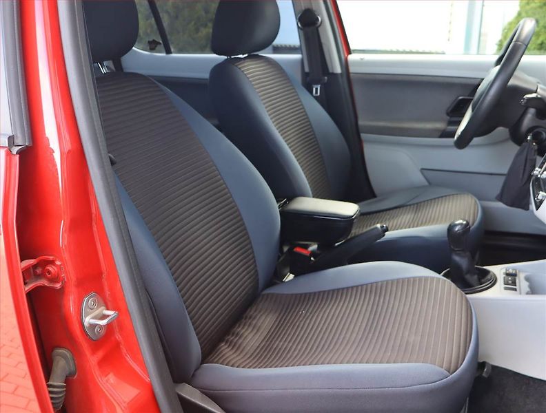 Škoda Fabia (2014) 1.4 16V, LPG - fotka 9 z 15