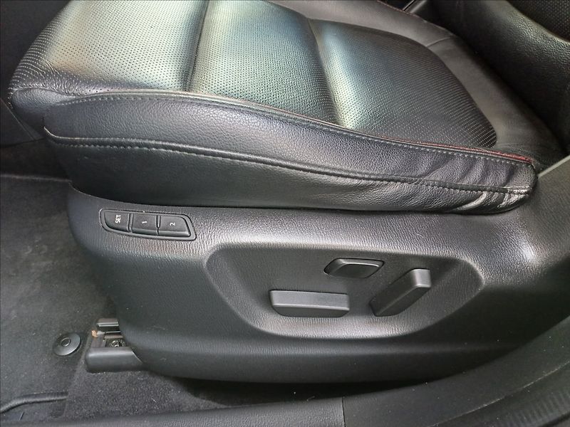 Mazda CX-5 2,2 AWD,129kW,AT,plná výbava,2 - fotka 12 z 33