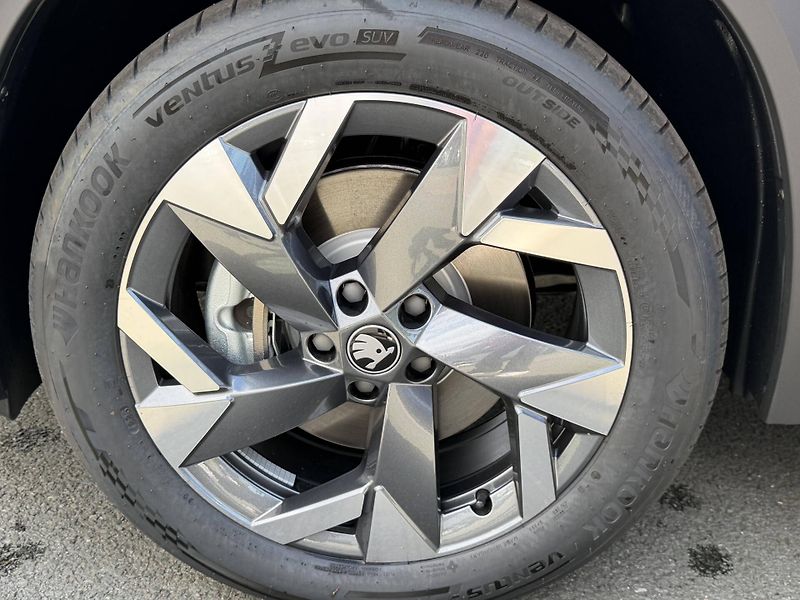 Škoda Kodiaq (2026) Sportline 7DSG 4x4 2,0TDI - fotka 20 z 23