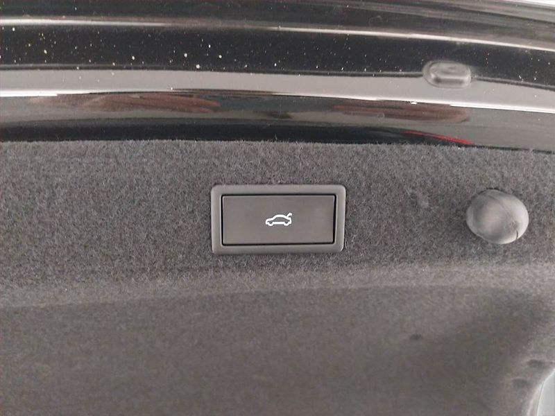 Škoda Octavia (2024) Top Selection 2.0 TDI - fotka 21 z 26