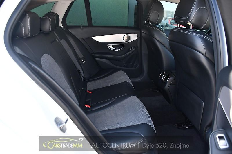 Mercedes-Benz Třídy C 400 AMG 4M ACC 410K  - fotka 19 z 54
