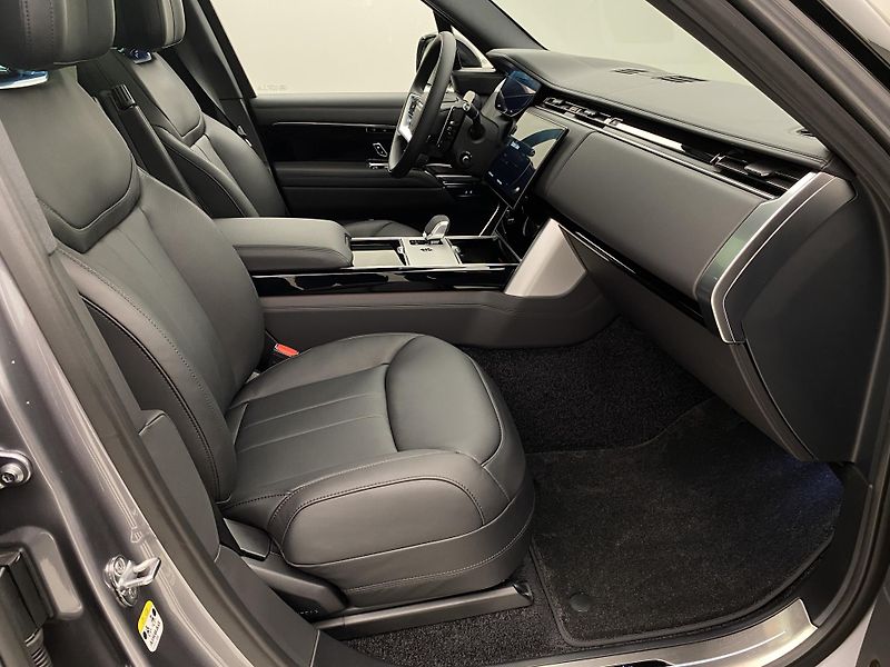 Land Rover Range Rover (2026) P530 AUTOBIOGRAPHY SWB - fotka 18 z 98