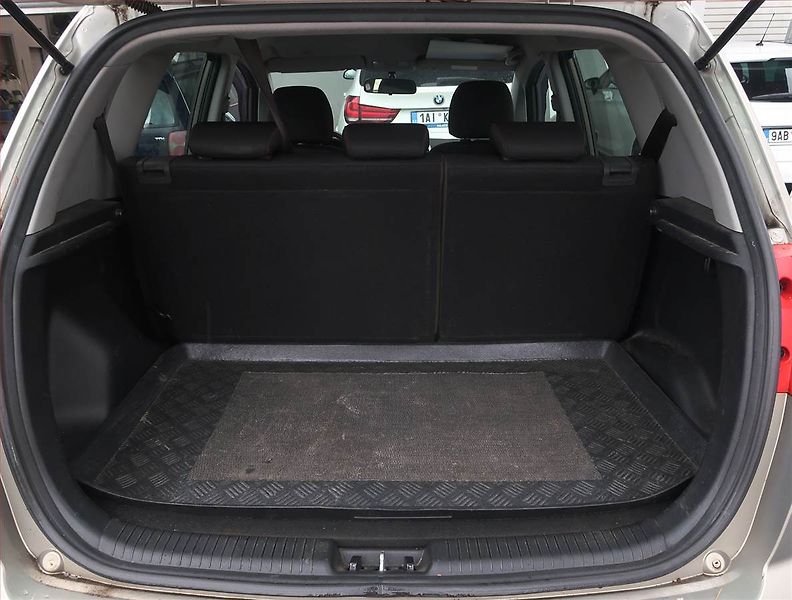 Kia Venga (2016) 1.6 CVVT - fotka 13 z 14