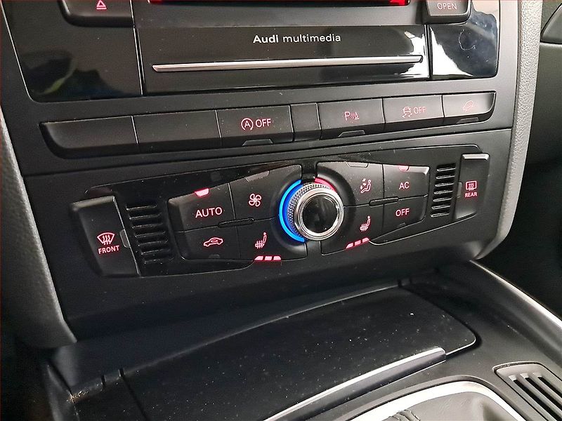 Audi Q5 (2014) 3.0 TDI, 4X4, Automat, Kůže - fotka 19 z 24