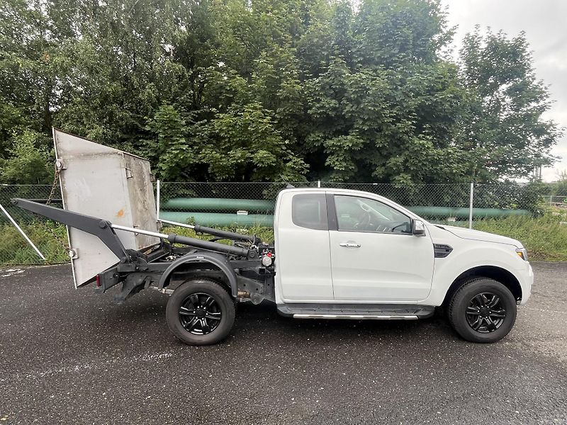 Ford Ranger 3,2 TDCi 4x4automat-kontejner - fotka 3 z 32