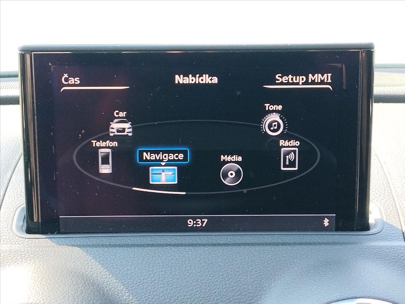Audi A3 1,6   Sportback - fotka 10 z 32