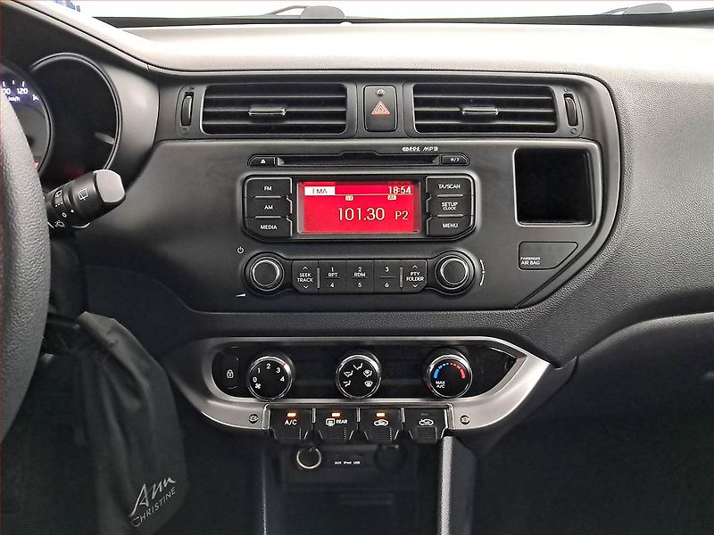 Kia Rio (2012) 1.4 CVVT - fotka 12 z 16