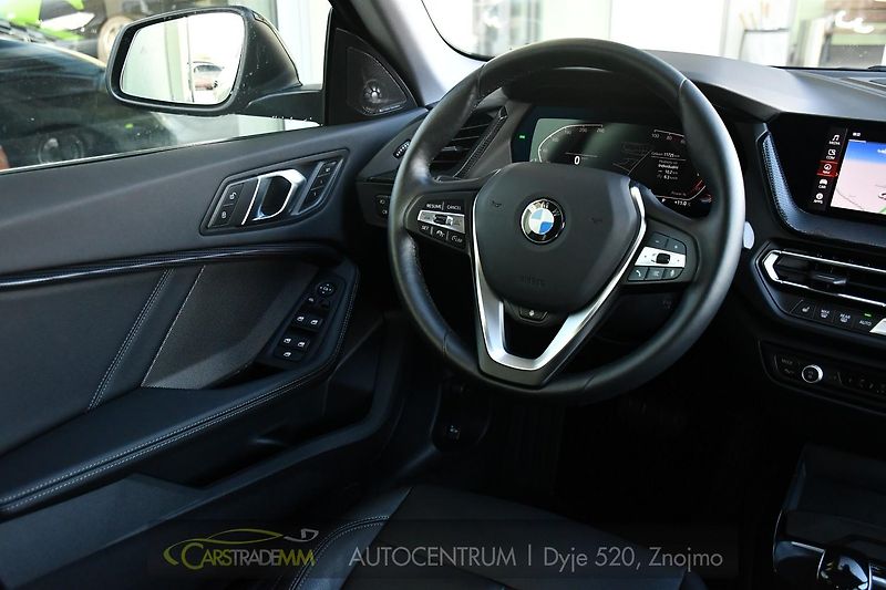 BMW Řada 2 218i ČR 1.MAJ PANO - fotka 21 z 54