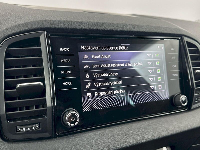 Škoda Karoq (2024) DSG 1.5TSI 110kW Selection Fre - fotka 12 z 29