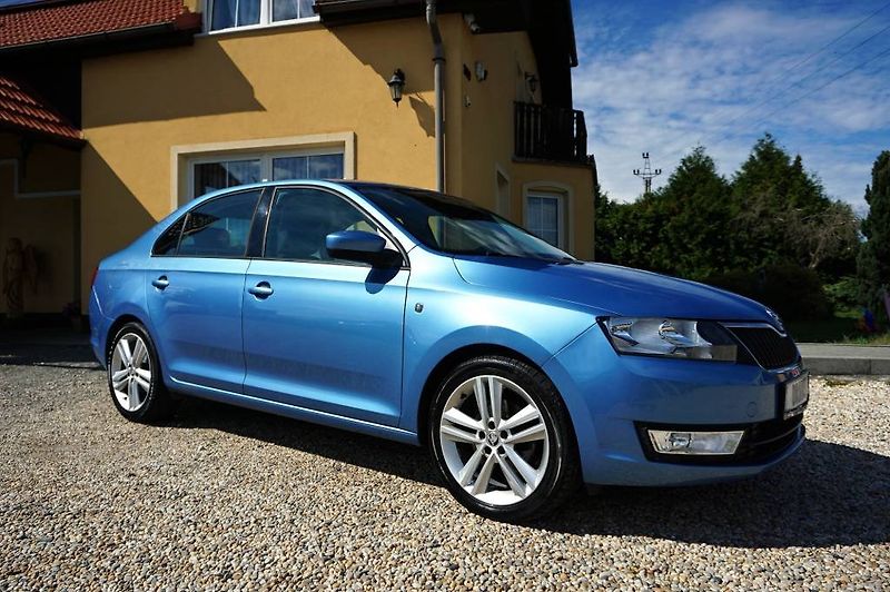 Škoda Rapid (2012) AMBITION 1,6 TDI 77 kW - fotka 2 z 38