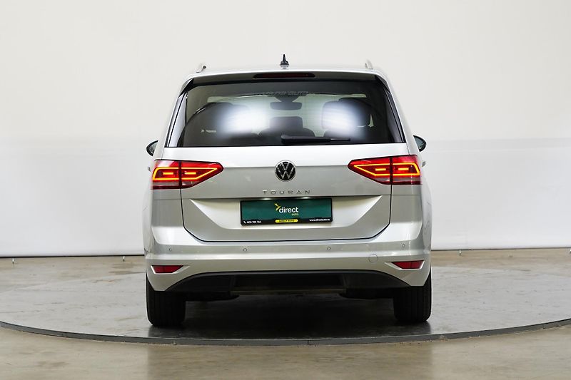 Volkswagen Touran - fotka 6 z 25