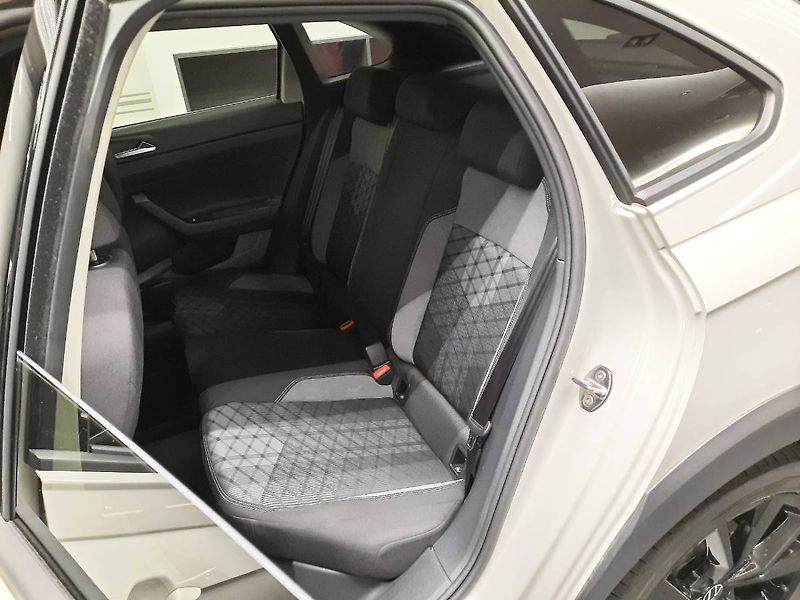 Volkswagen Taigo (2024) R-Line 1.0 TSI (85kW/116k) DSG - fotka 9 z 26