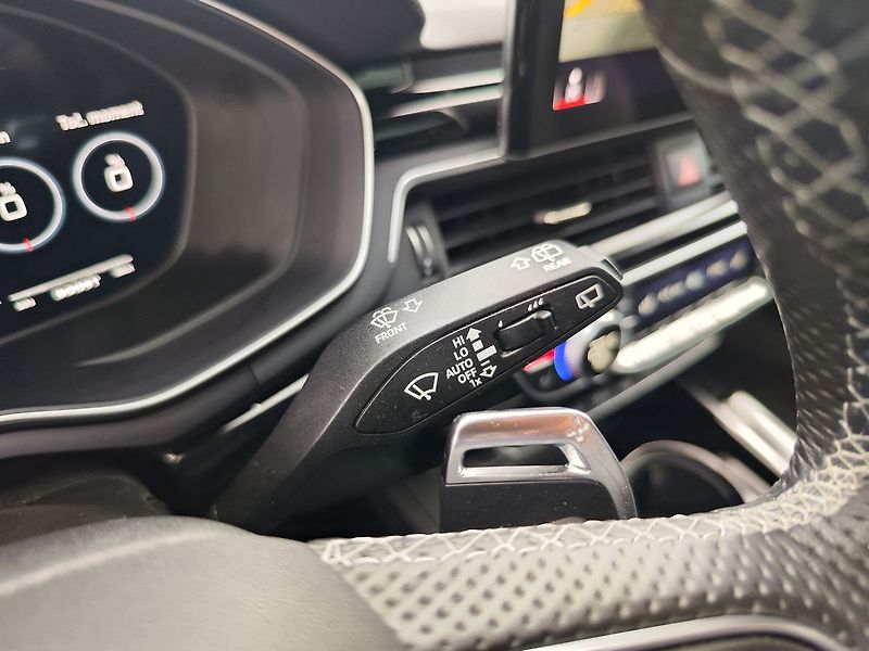 Audi RS 4 2.9 TFSI/331kW RS Dynamic pake - fotka 35 z 41