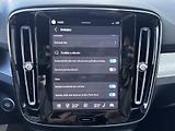 Volvo XC40 B4 AWD // 1. maj // ČR - náhled 35