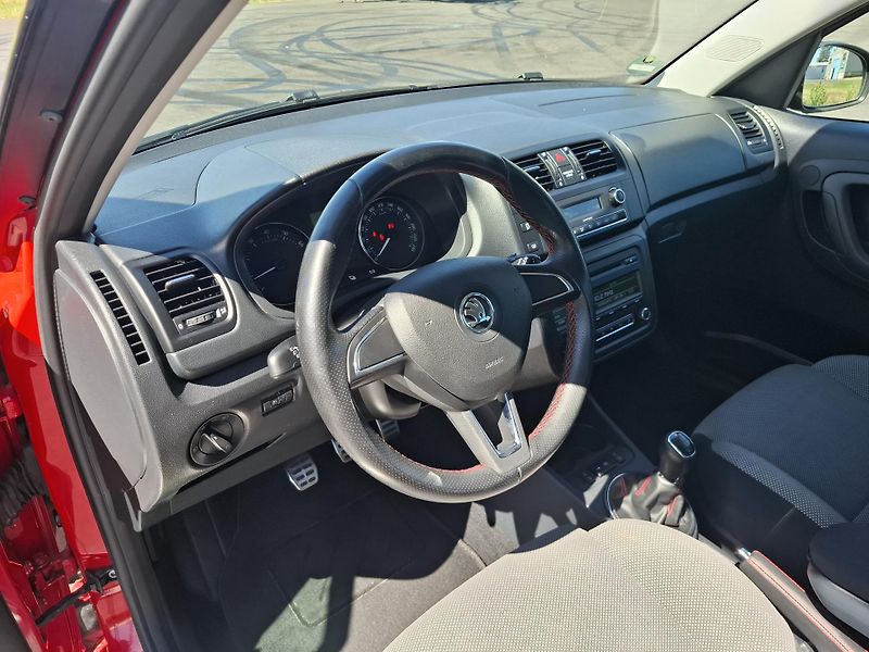 Škoda Roomster (2014) edice NOIRE 1.2TSi 63kW,klima, - fotka 9 z 18