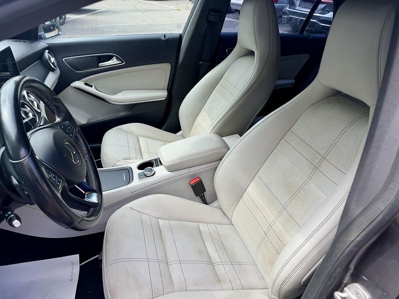 Mercedes-Benz CLA 180 SB aut. - fotka 11 z 22