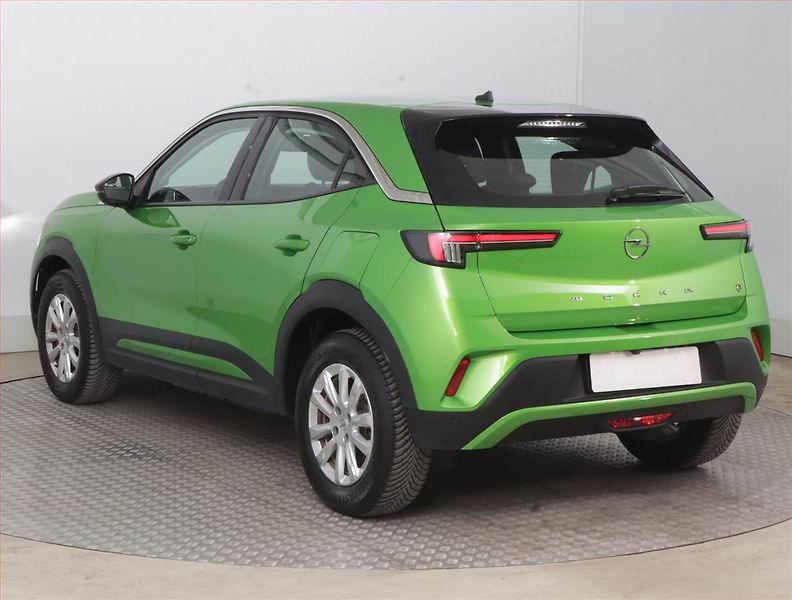 Opel Mokka (2022) Electric 50 kWh, SoH 97% - fotka 4 z 18