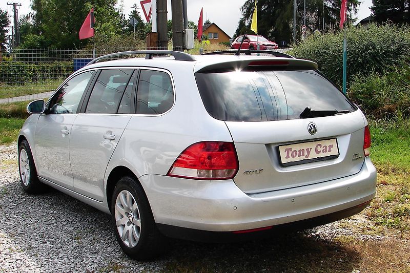 Volkswagen Golf V 1.9 TDi 105PS BlueMotion Pan - fotka 8 z 40