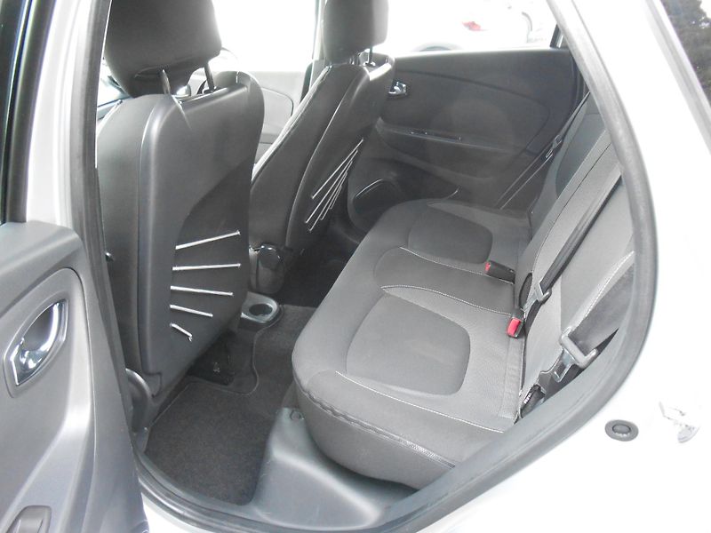 Renault Captur 1.5DCi-NAVI,Chrom, Alu - fotka 21 z 38