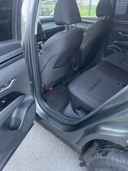 Hyundai Tucson (2023) 1,6 T-GDI 4x4 132 kW MHEV - fotka 19 z 28
