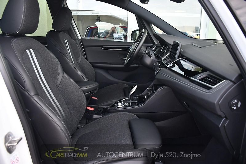 BMW Řada 2 216d GRAN TOURER 1M ČR TAŽNÉ - fotka 17 z 54