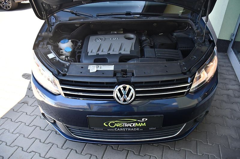 Volkswagen Touran 1.6TDi 77kW TAŽNÉ  - fotka 41 z 45