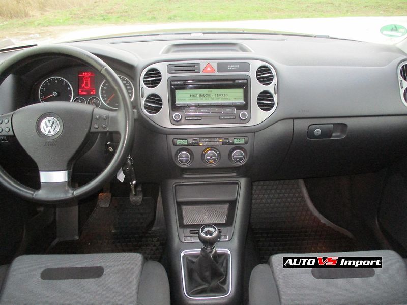 Volkswagen Tiguan 1.4TSi 4x4 NEZ.TOPENÍ*N.ROZVOD - fotka 19 z 45