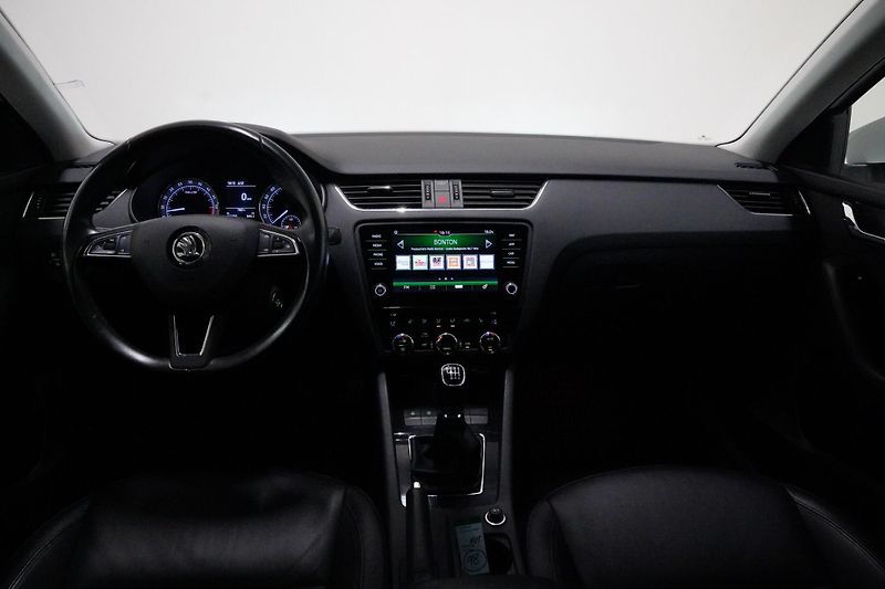 Škoda Octavia - fotka 5 z 30