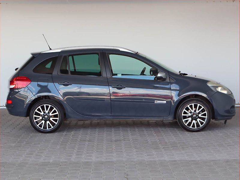 Renault Clio (2012) 1.2 16V - fotka 6 z 14