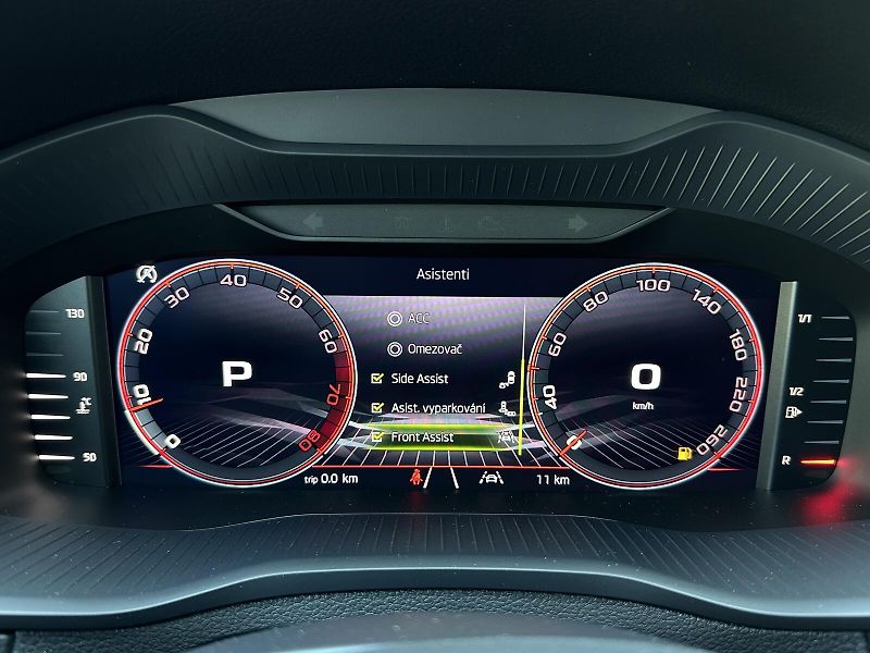 Škoda Karoq 2.0TSi DSG 4x4 Sportline 190PS - fotka 26 z 51